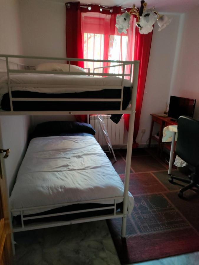 Habitacion Privada, Luminosa Y Bien Comunicada Madrid Buitenkant foto